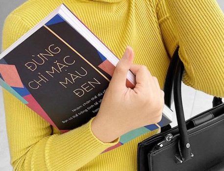 Review sách – Đừng chỉ mặc màu đen – Anna Murphy