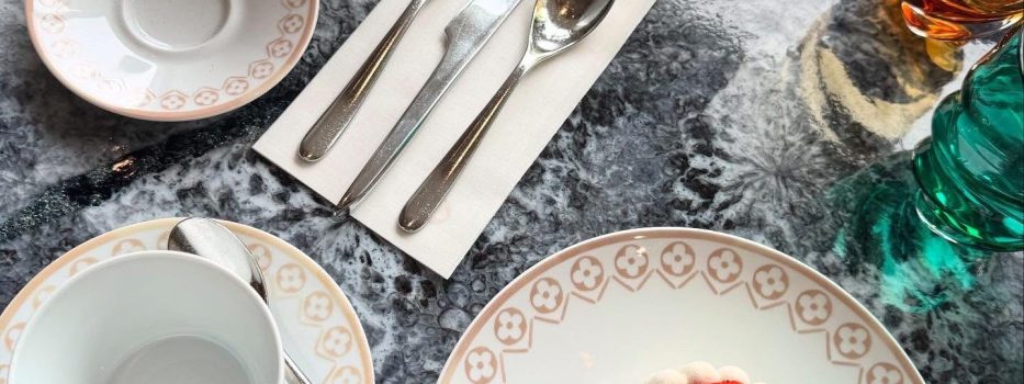 Cafe Louis Vuitton – Paris